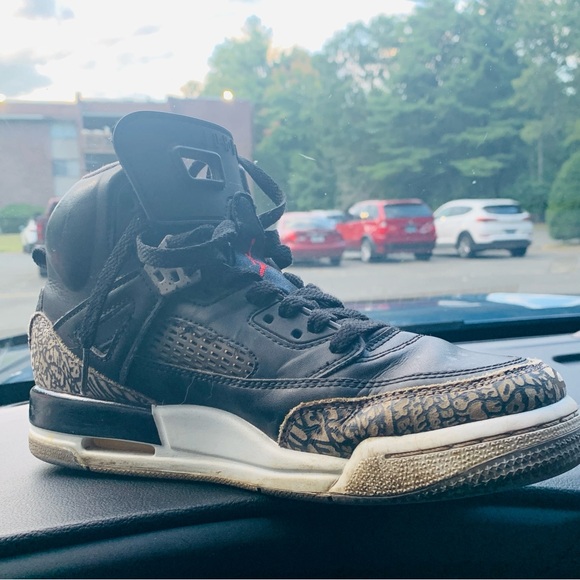 Nike Air Jordan Spizike BG Black Varsity Red Cement Grey 317321-034 Sz 6.5Y - Picture 10 of 16